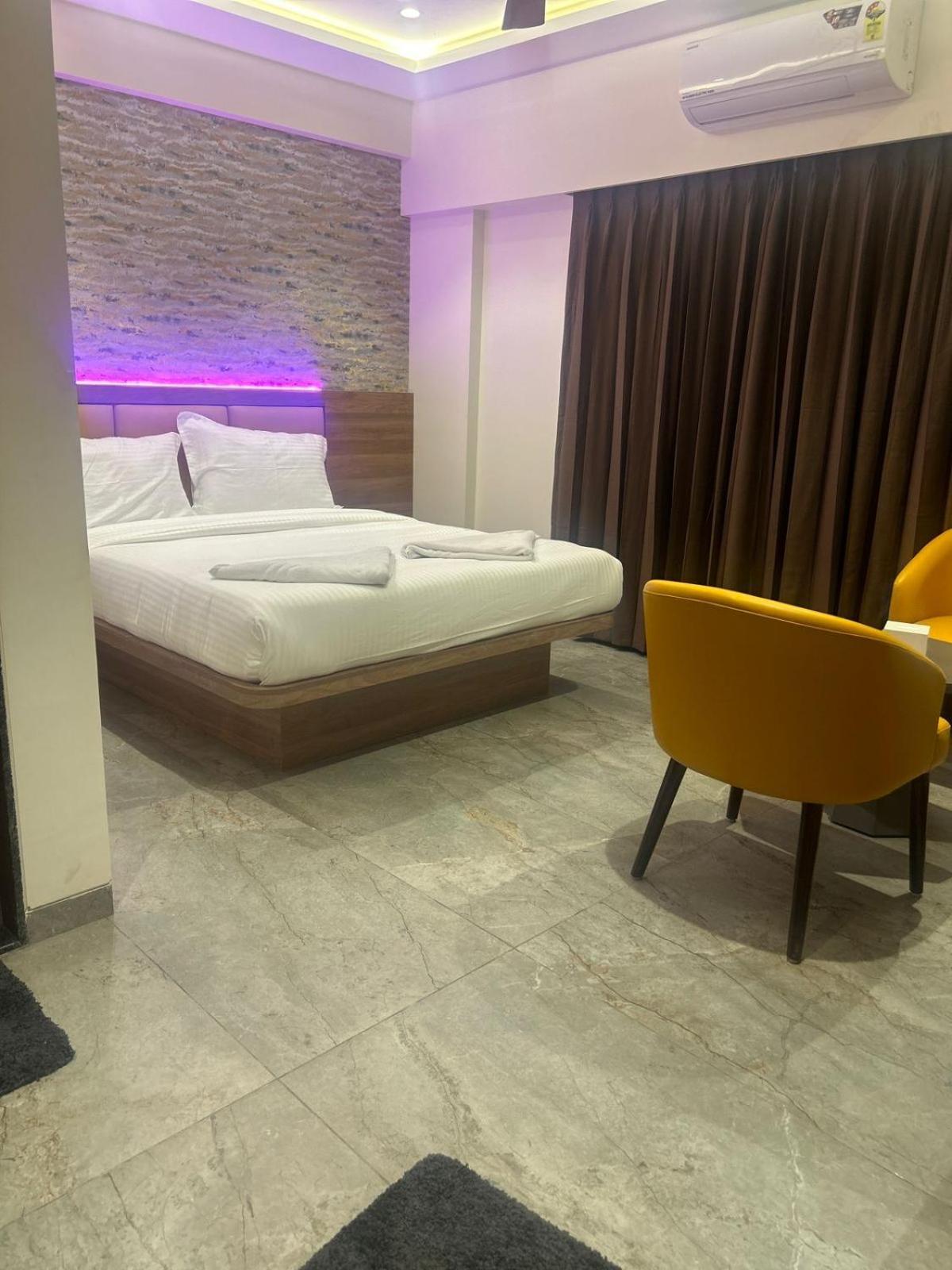 Hotel Aura Inn Airoli ,Digha Navi Mumbai Exterior photo