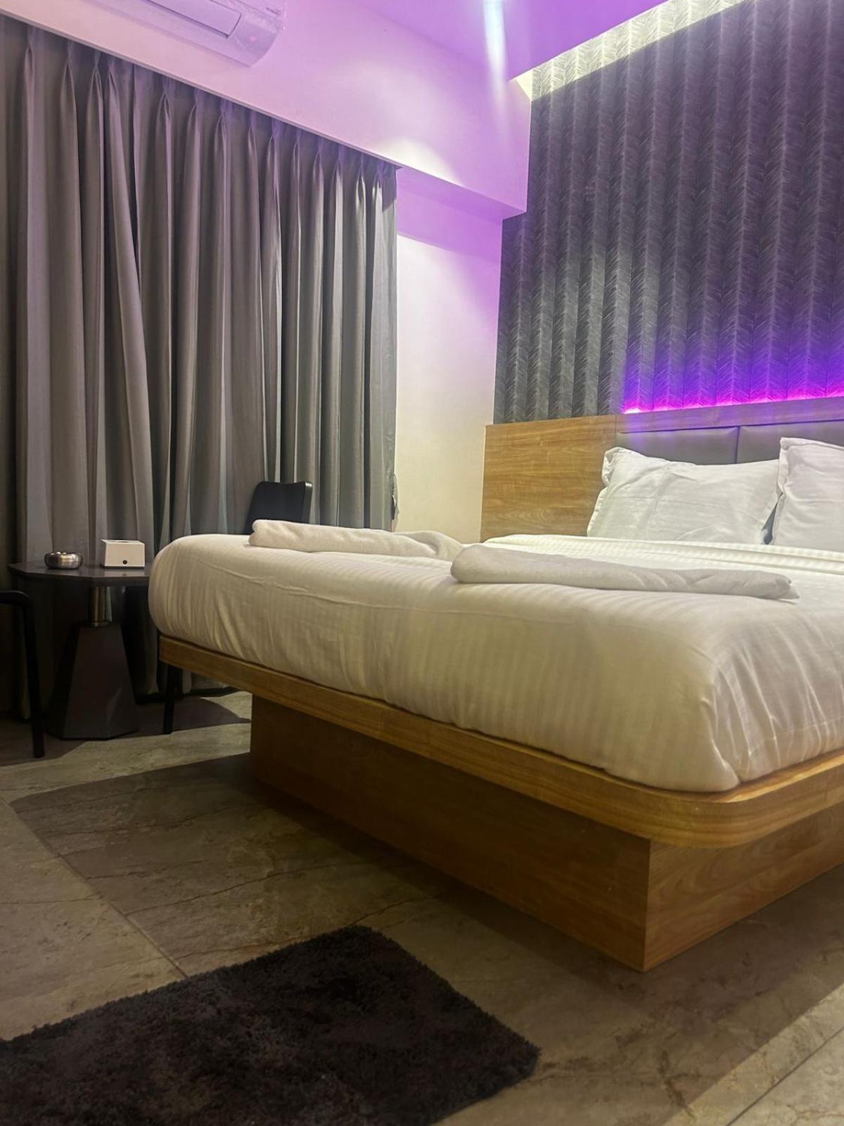Hotel Aura Inn Airoli ,Digha Navi Mumbai Exterior photo