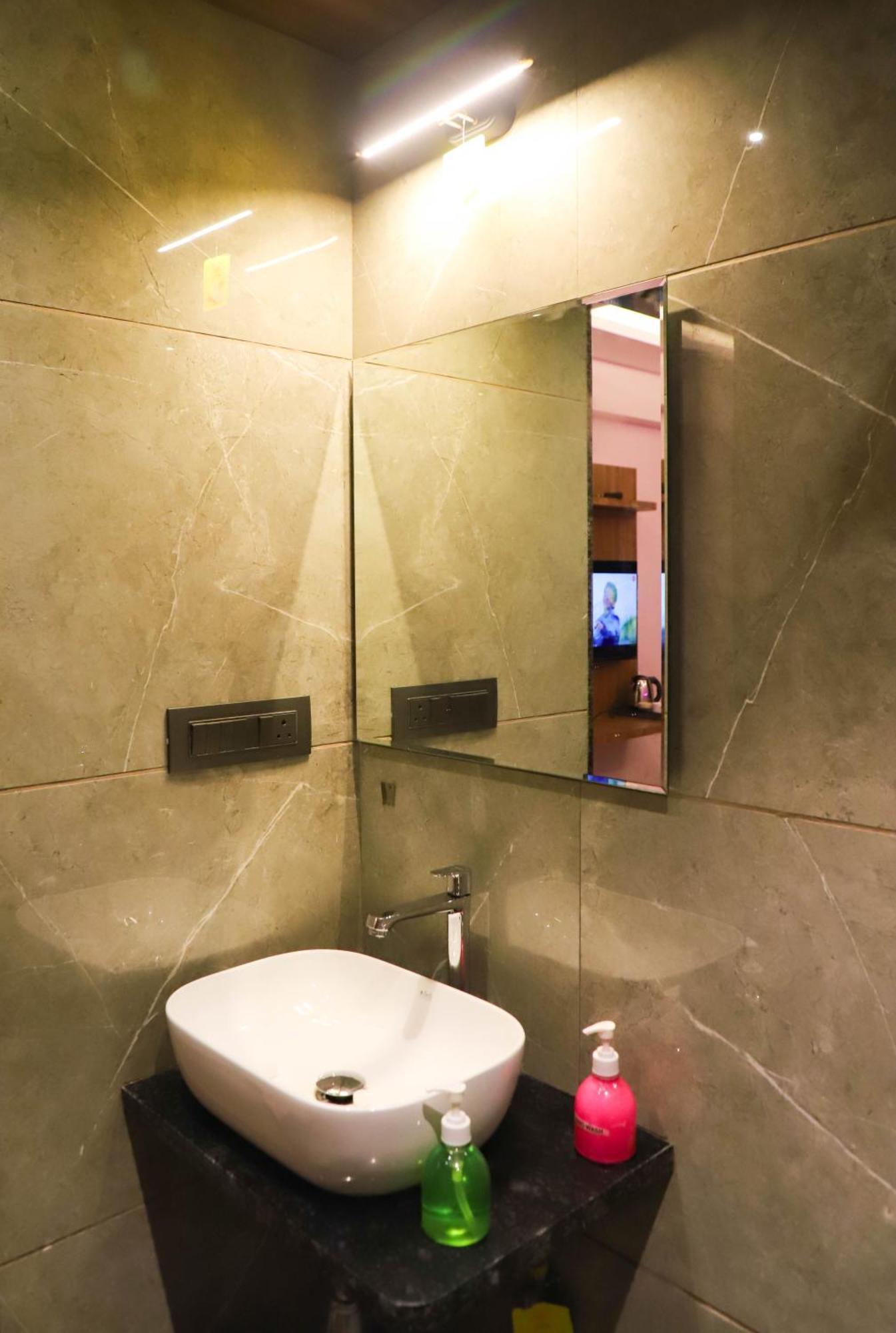 Hotel Aura Inn Airoli ,Digha Navi Mumbai Exterior photo